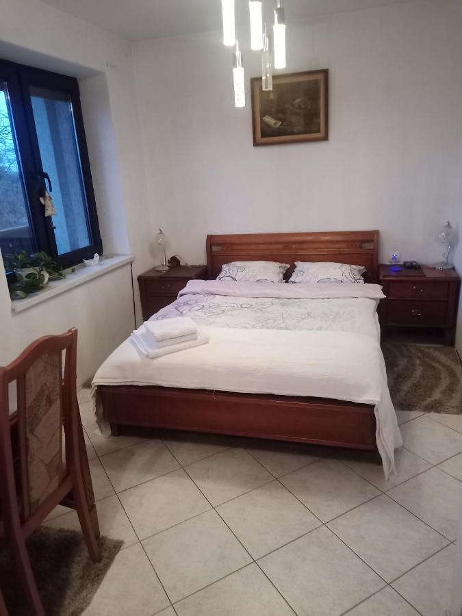 Pokoj W Domu Z Duzym Ogrodem Krakow Ngoại thất bức ảnh